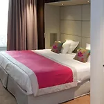 Tourisme Avenue Hotel 4*