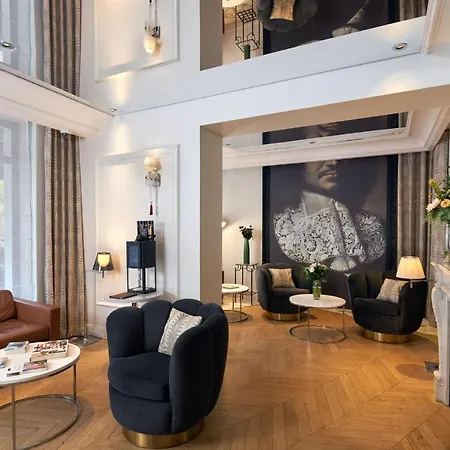 Tourisme Avenue 4* Parigi
