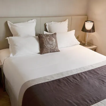 Отель Tourisme Avenue