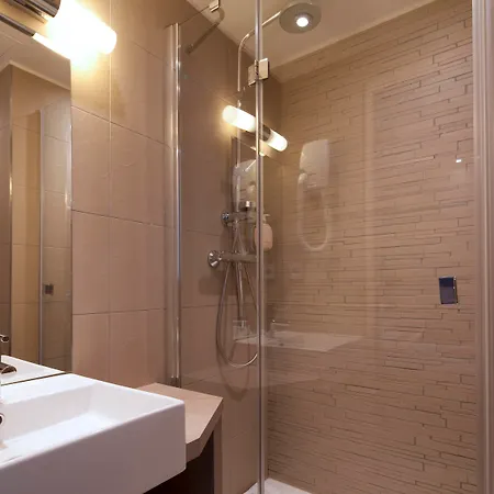 Tourisme Avenue 4*