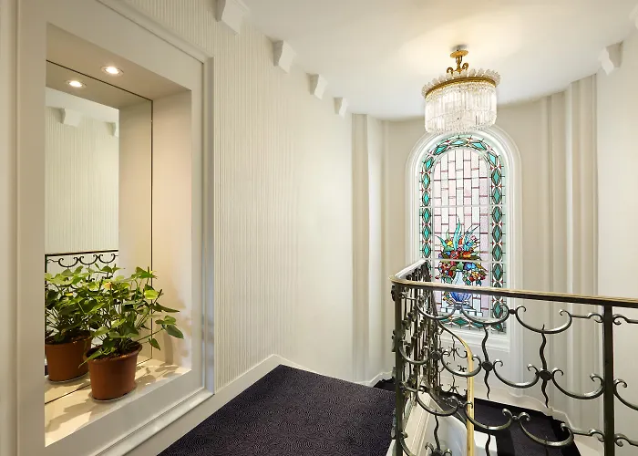 ホテル Tourisme Avenue 4*