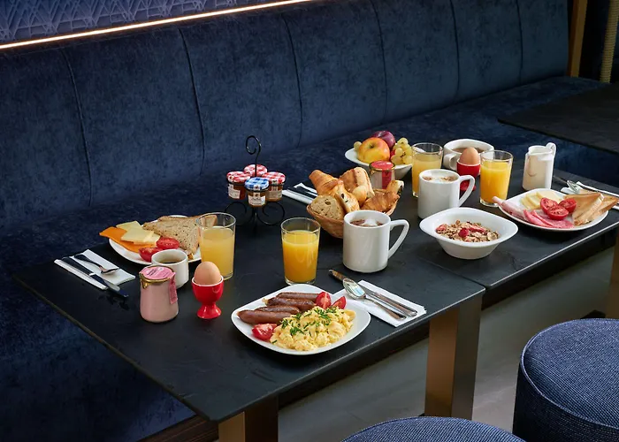 Tourisme Avenue ホテル 4*