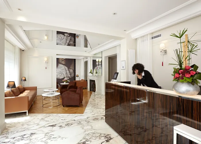 Hotel Tourisme Avenue